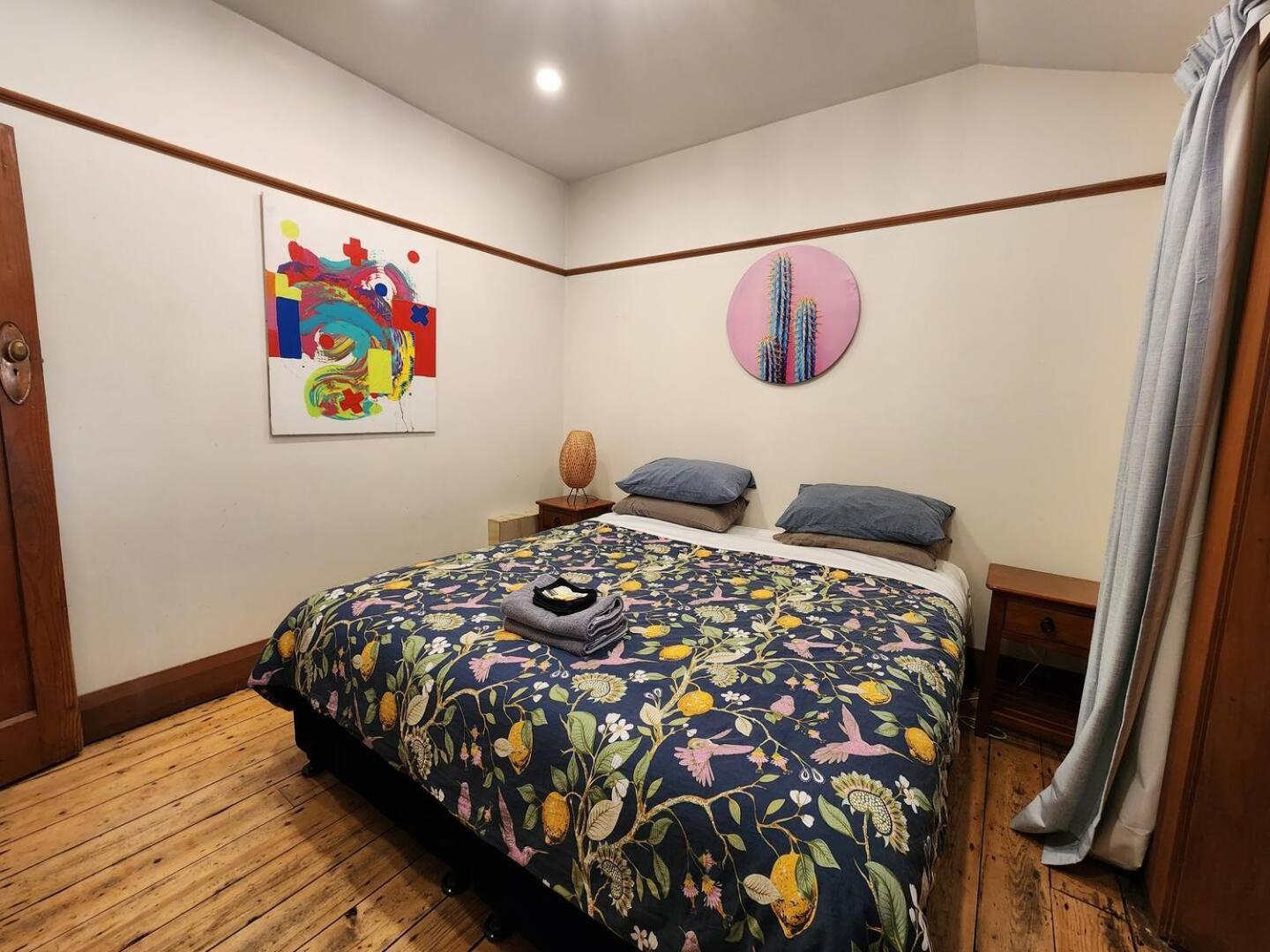 A Stone'S Throw From Town Main House Hotel Dunedin Buitenkant foto